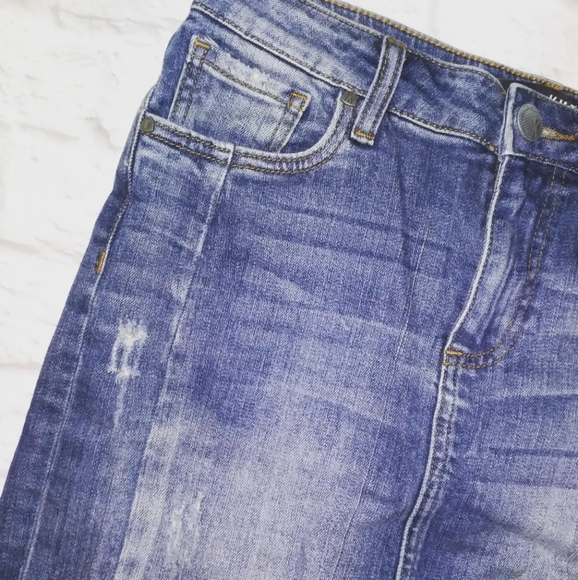 Kut from the Kloth Connie distressed denim pencil skirt, size 2 - Picture 2 of 8